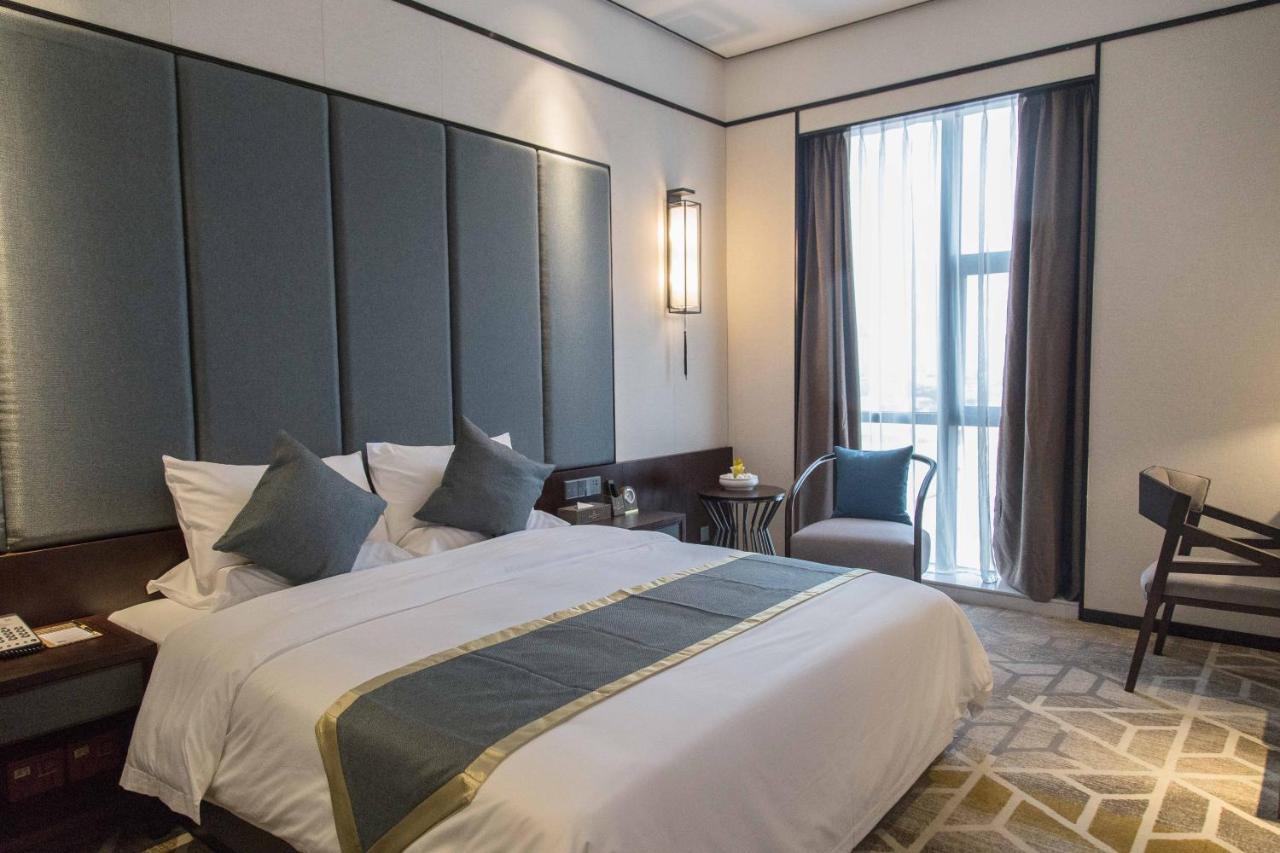 Shantou Hairun Hotel Exterior photo