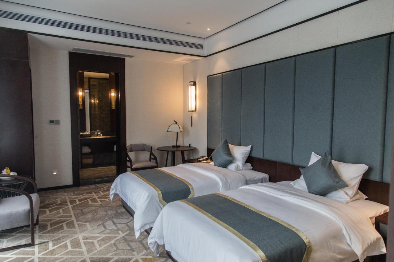 Shantou Hairun Hotel Exterior photo